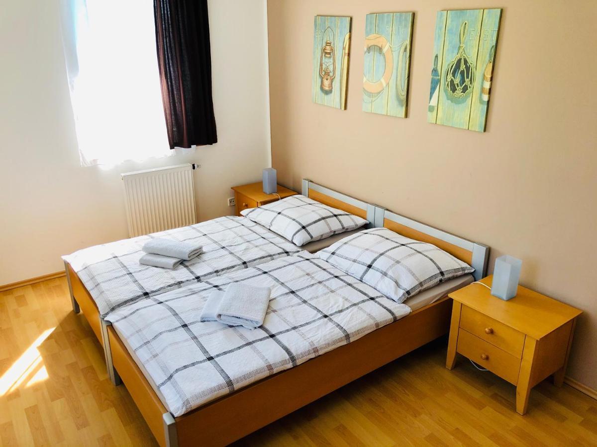 Apartman Adam リプノ・ナト・ヴルタヴォウ エクステリア 写真
