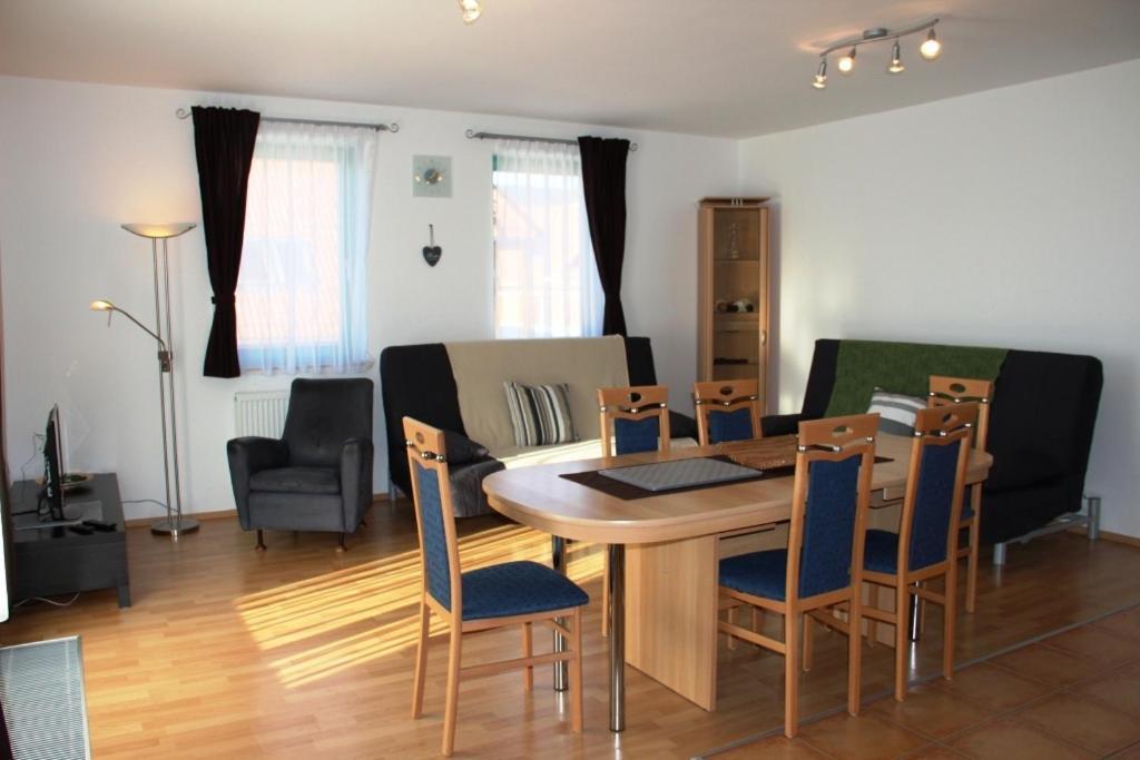 Apartman Adam リプノ・ナト・ヴルタヴォウ 部屋 写真